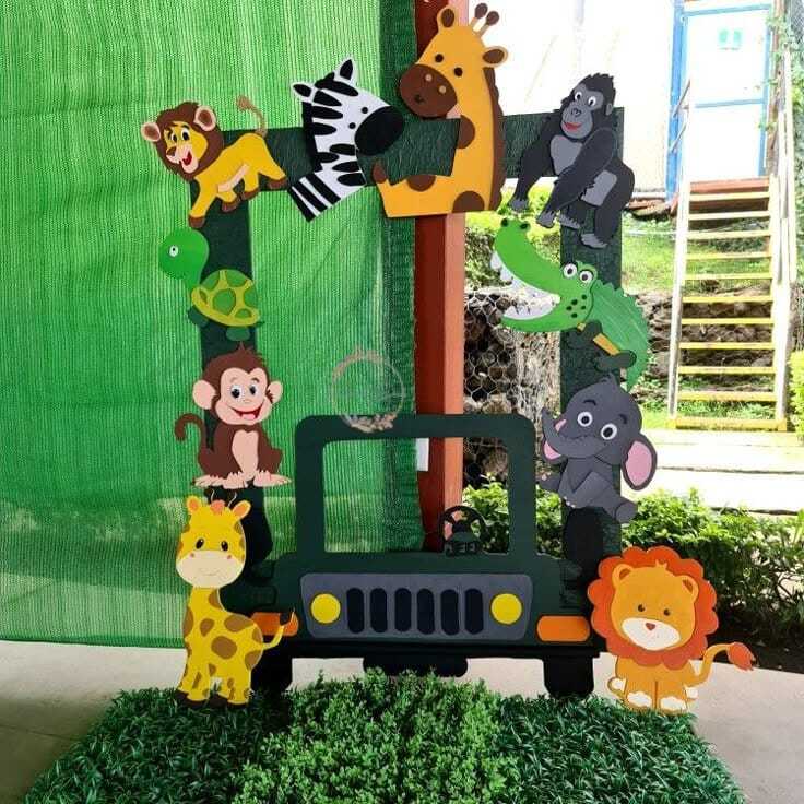 Jungle theme Photobooth for grand celebration
