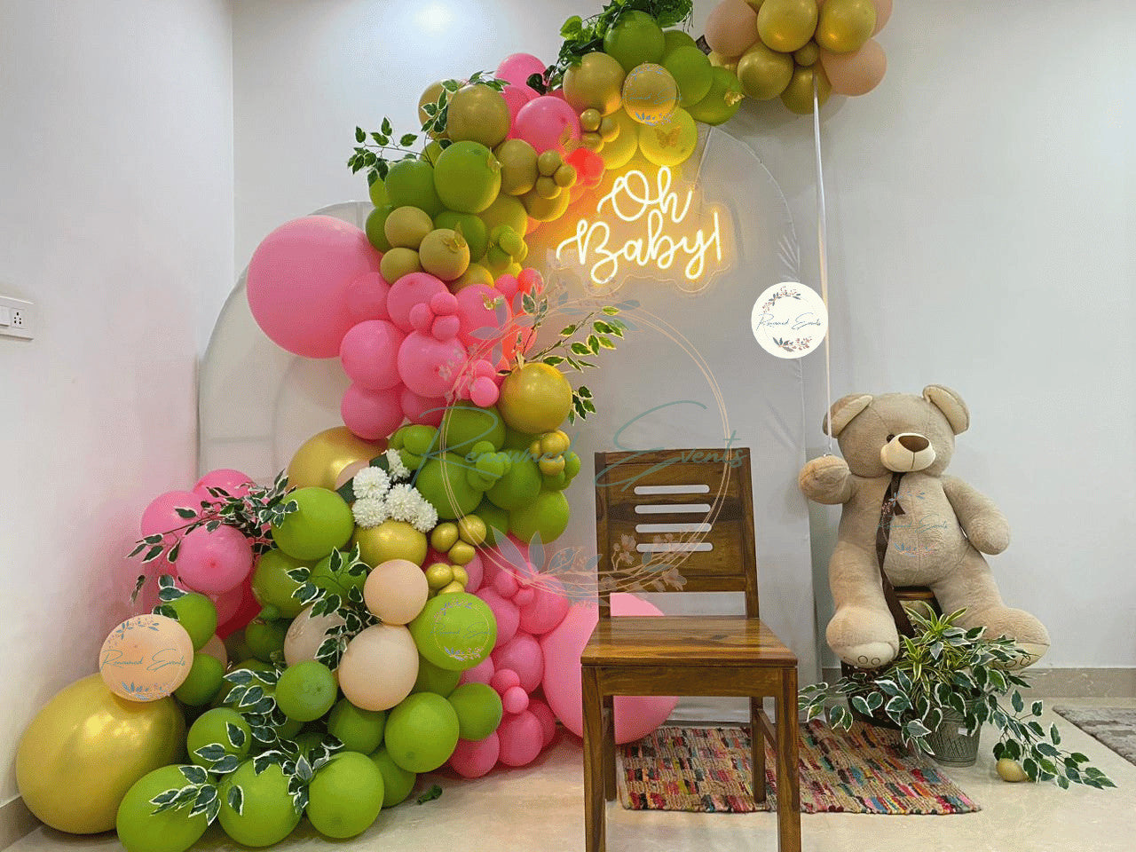 Baby Shower Backdrop Decor with Flowers & Teddy Bear