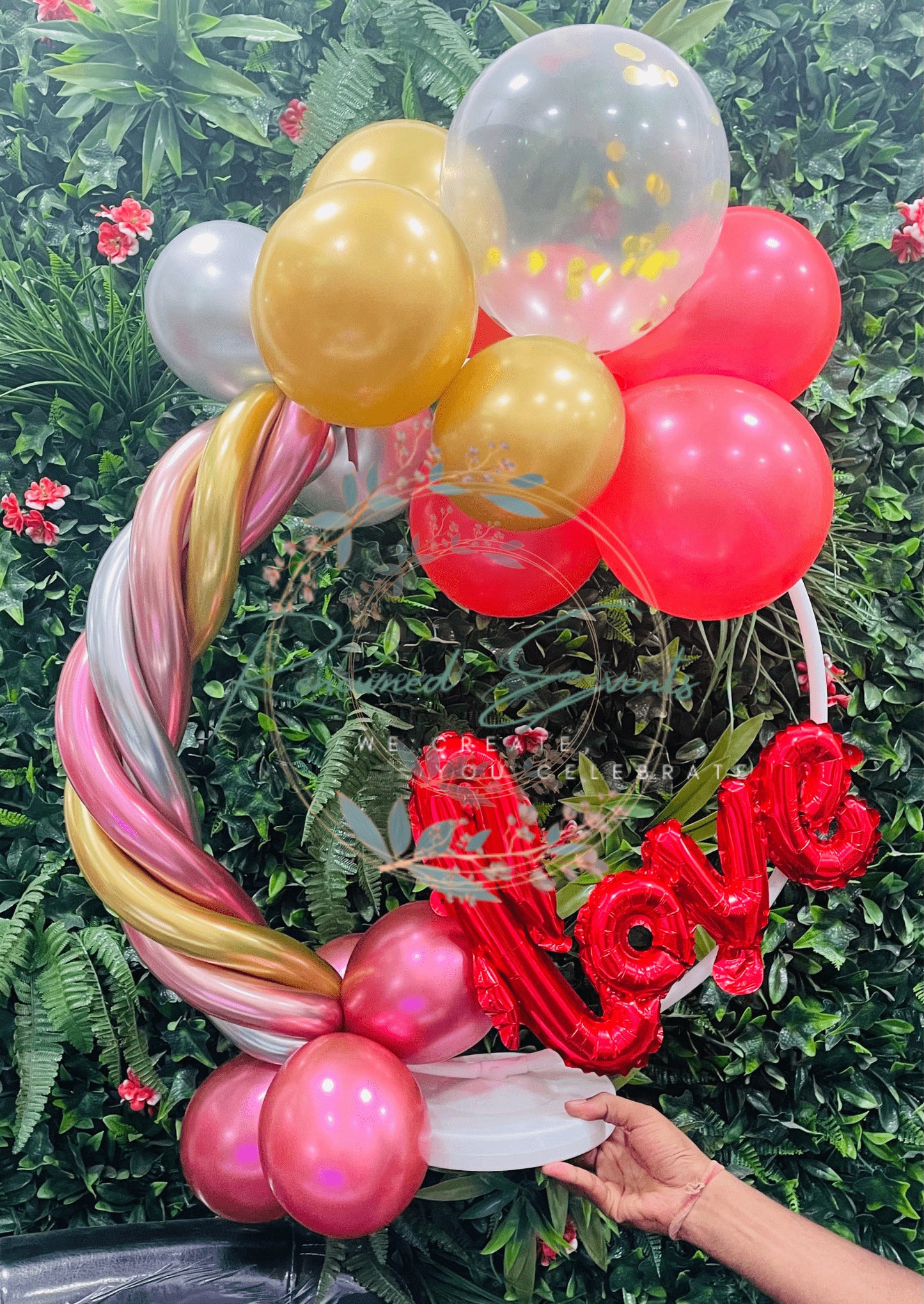 Balloon Bouquet with Round Stand with Base