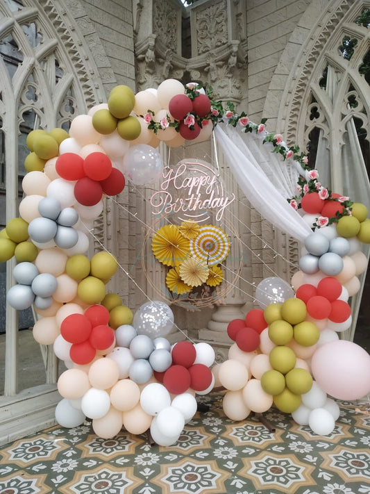 Ring Decoration for Her with Artificial Flowers and Balloons