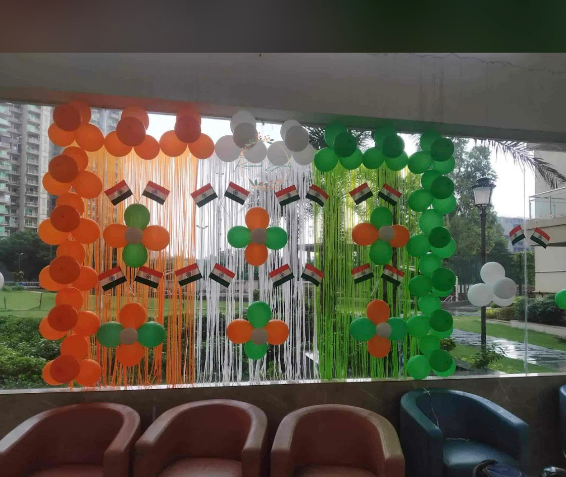 Tricolor Independence Day Balloon Backdrop