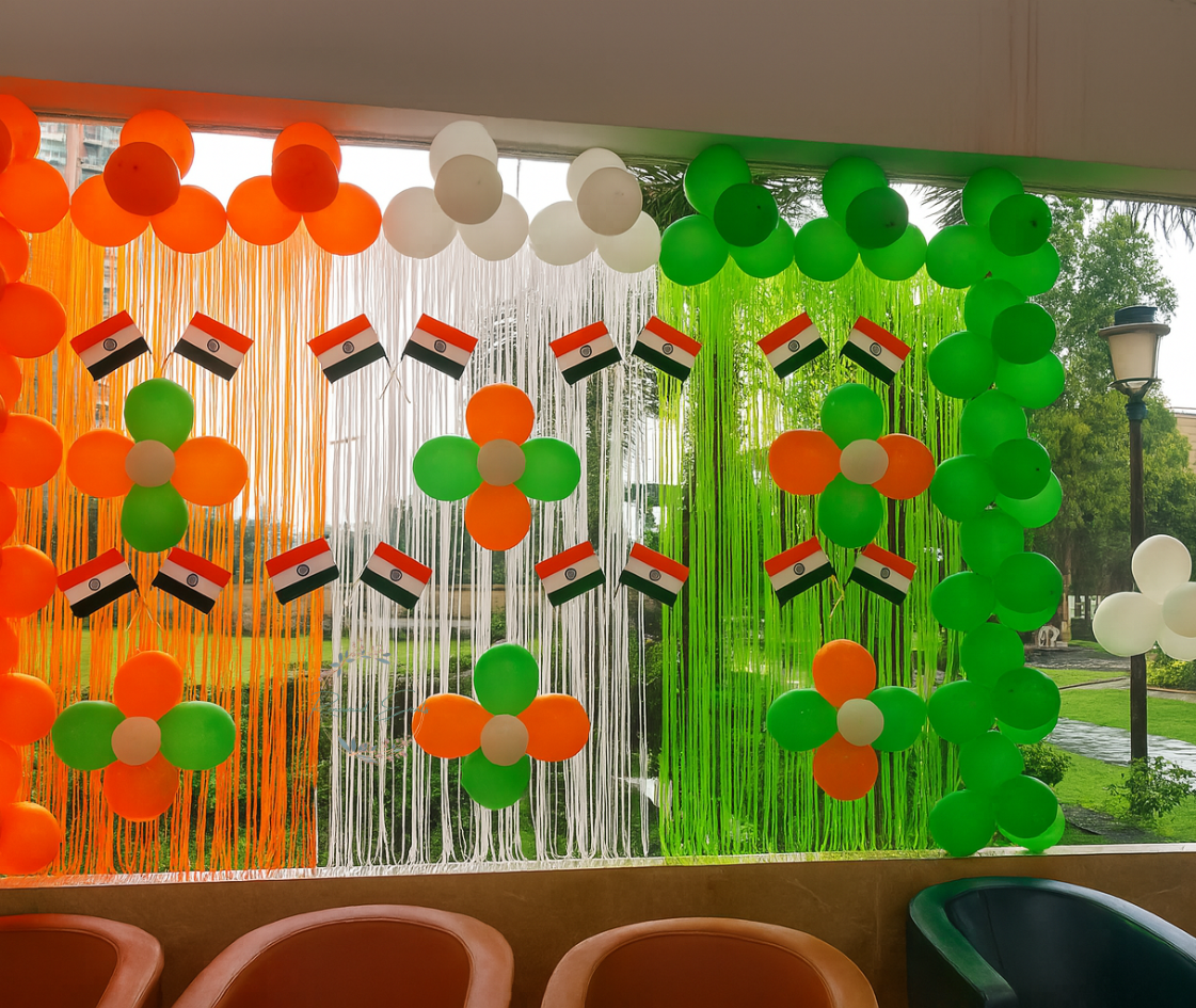 Tricolor Independence Day Balloon Backdrop